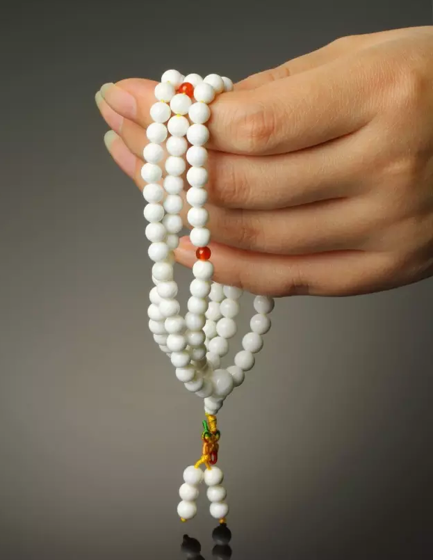 知識 | 清朝官帽上頂?shù)哪穷w珠子都是用的什么寶石？