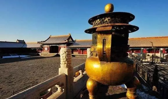 布里斯托聊掌故 | 清朝皇帝為何要讓大臣們吃沒(méi)鹽的白水煮肉？連醬油也不給！